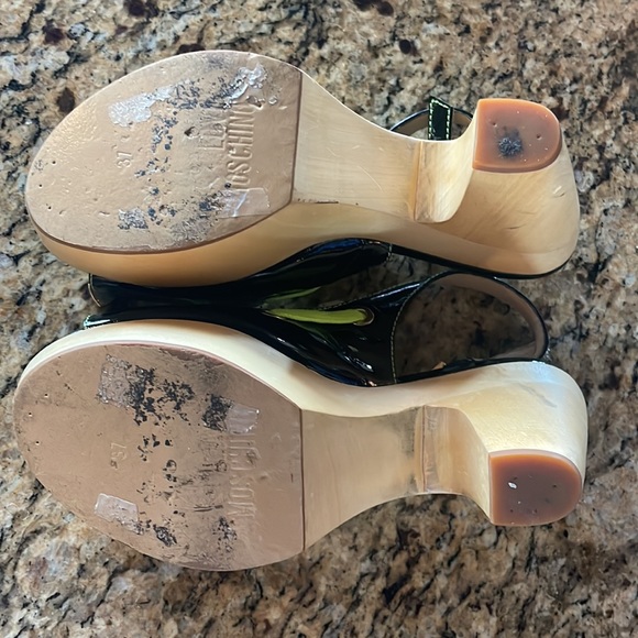 37 IT Moschino platform heeled sandal. Black Patent leather and neon green lace - Picture 4 of 7